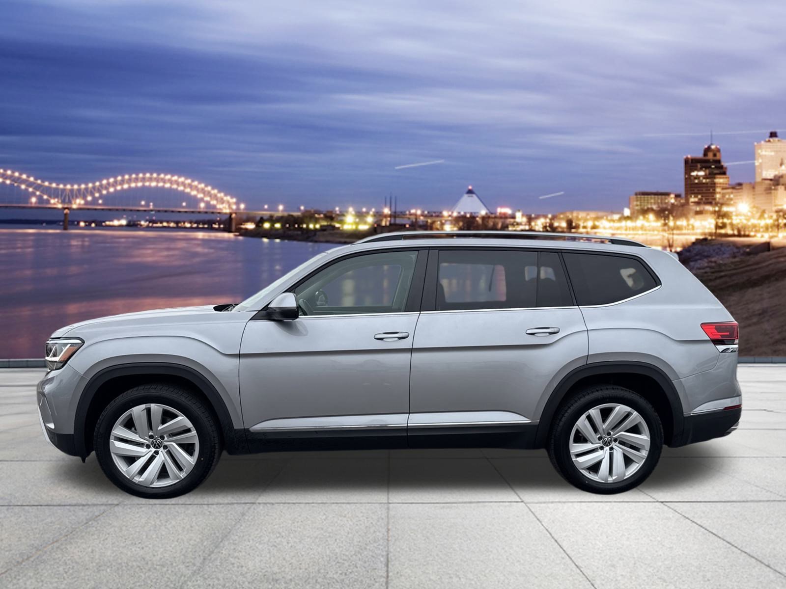 2021 Volkswagen Atlas V6 SEL photo 2