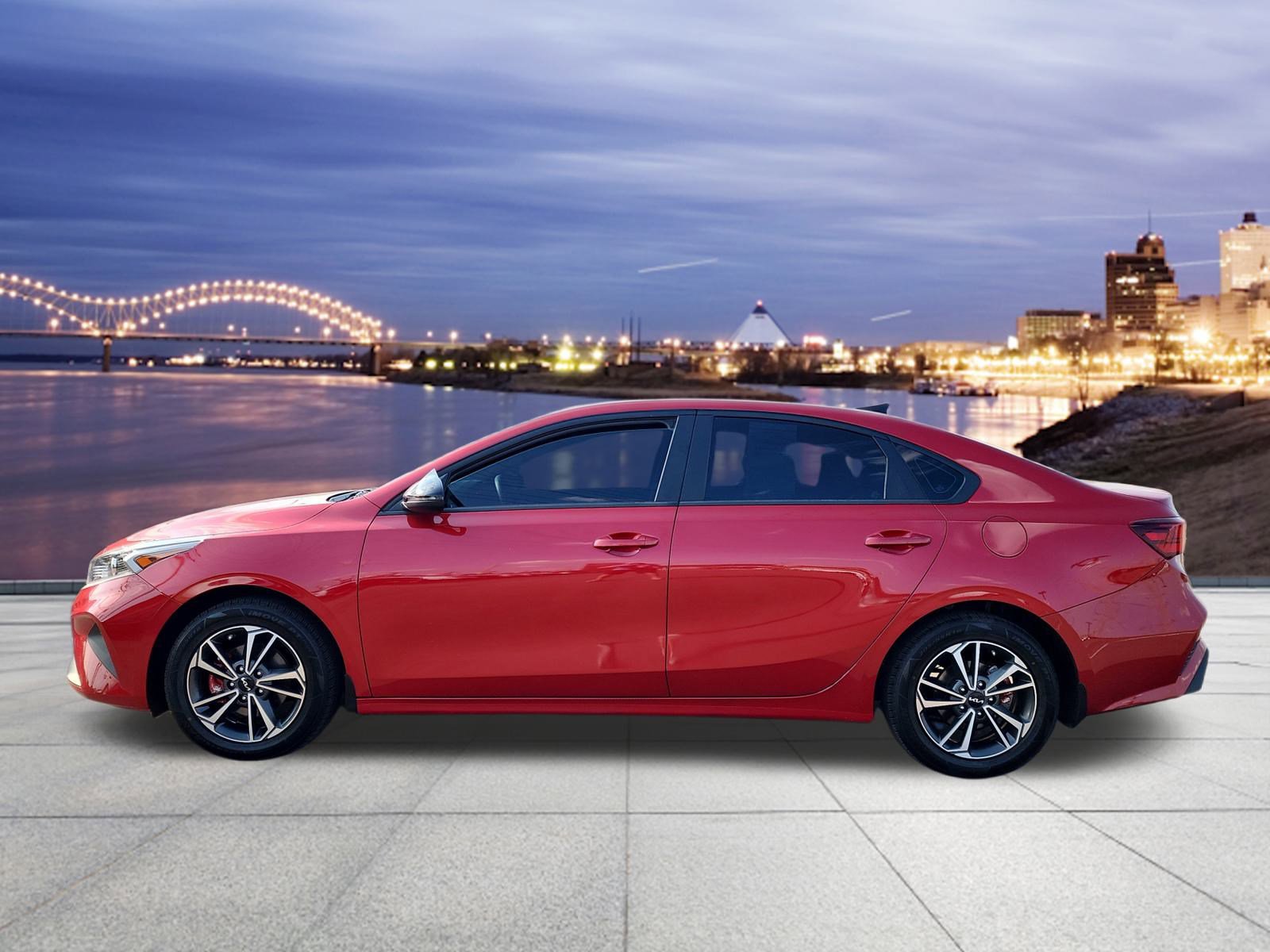 2024 Kia Forte LXS photo 2