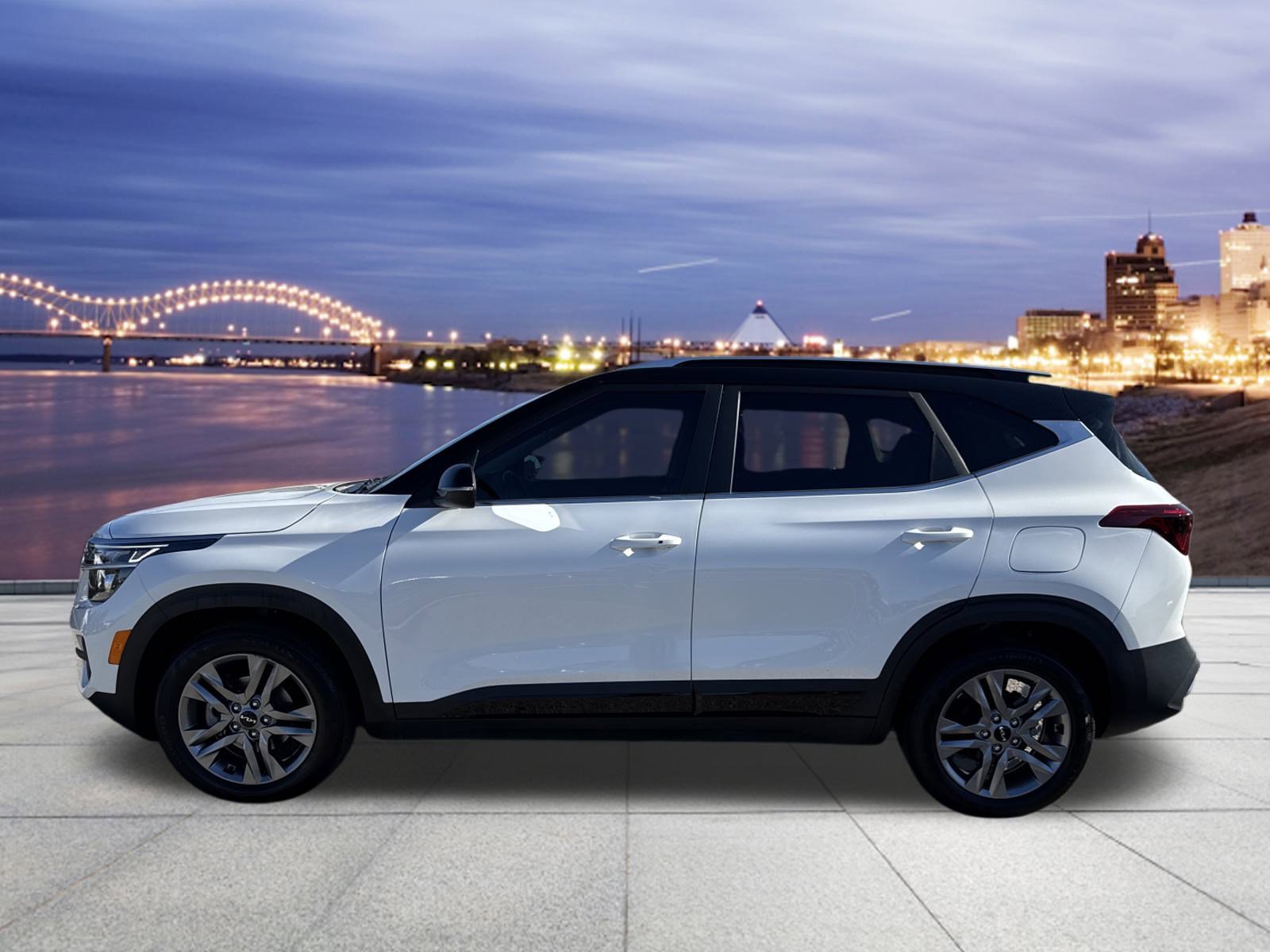 2023 Kia Seltos S photo 2