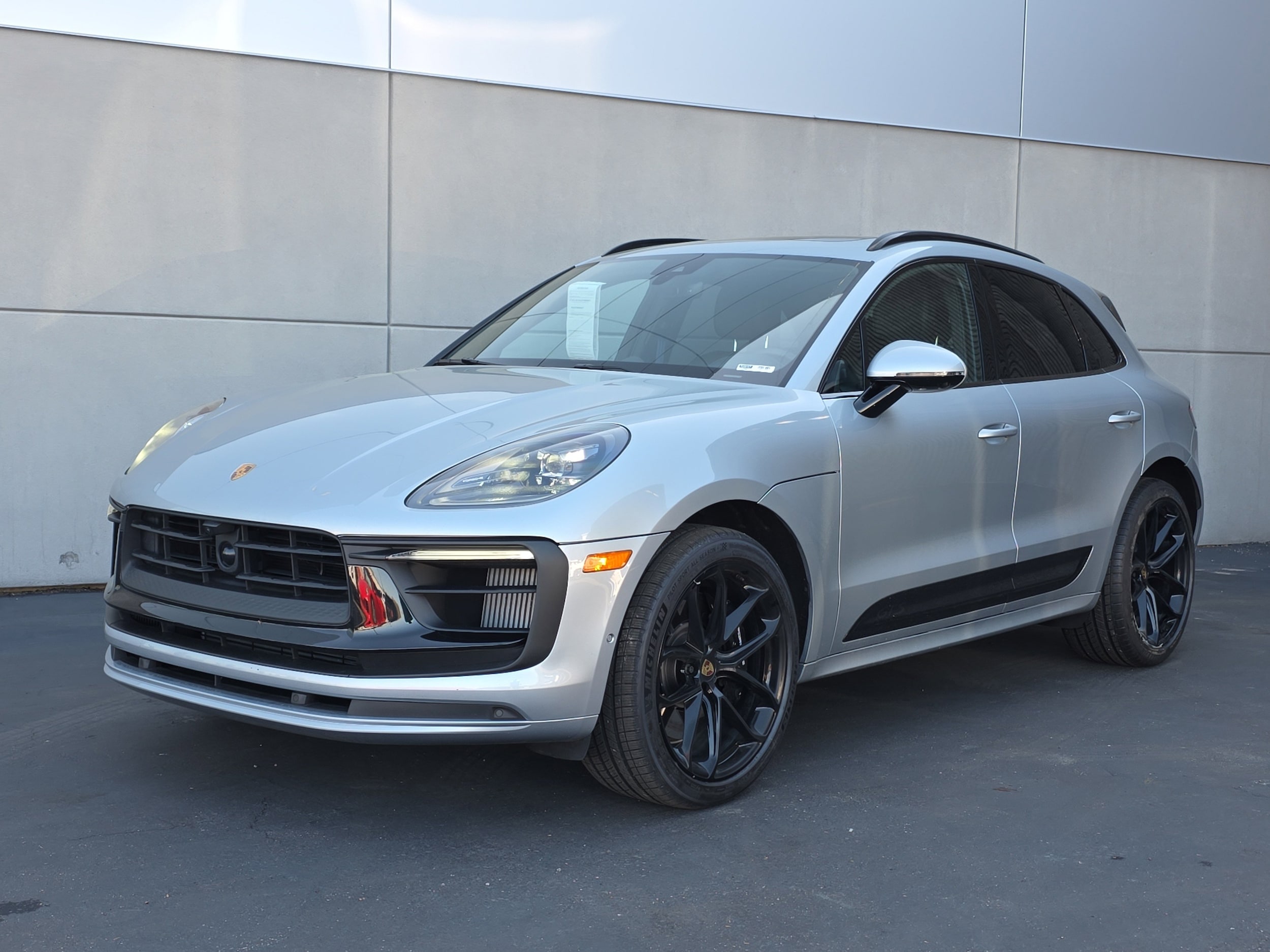2025 Porsche Macan GTS