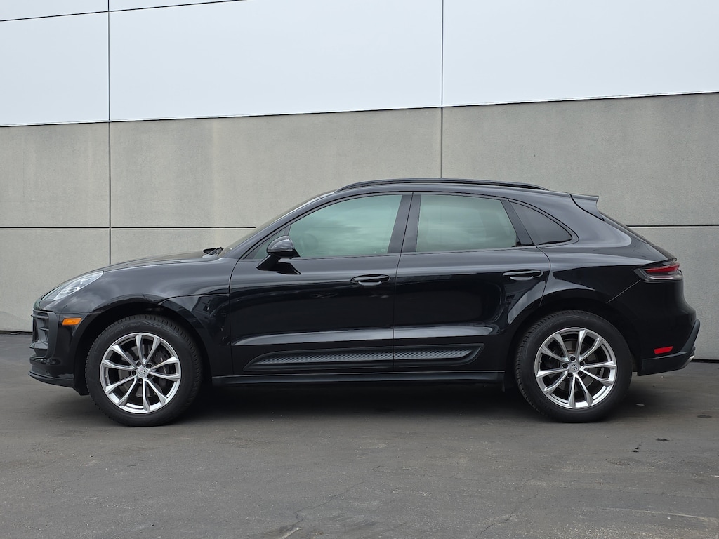 Used 2022 Porsche Macan SUV