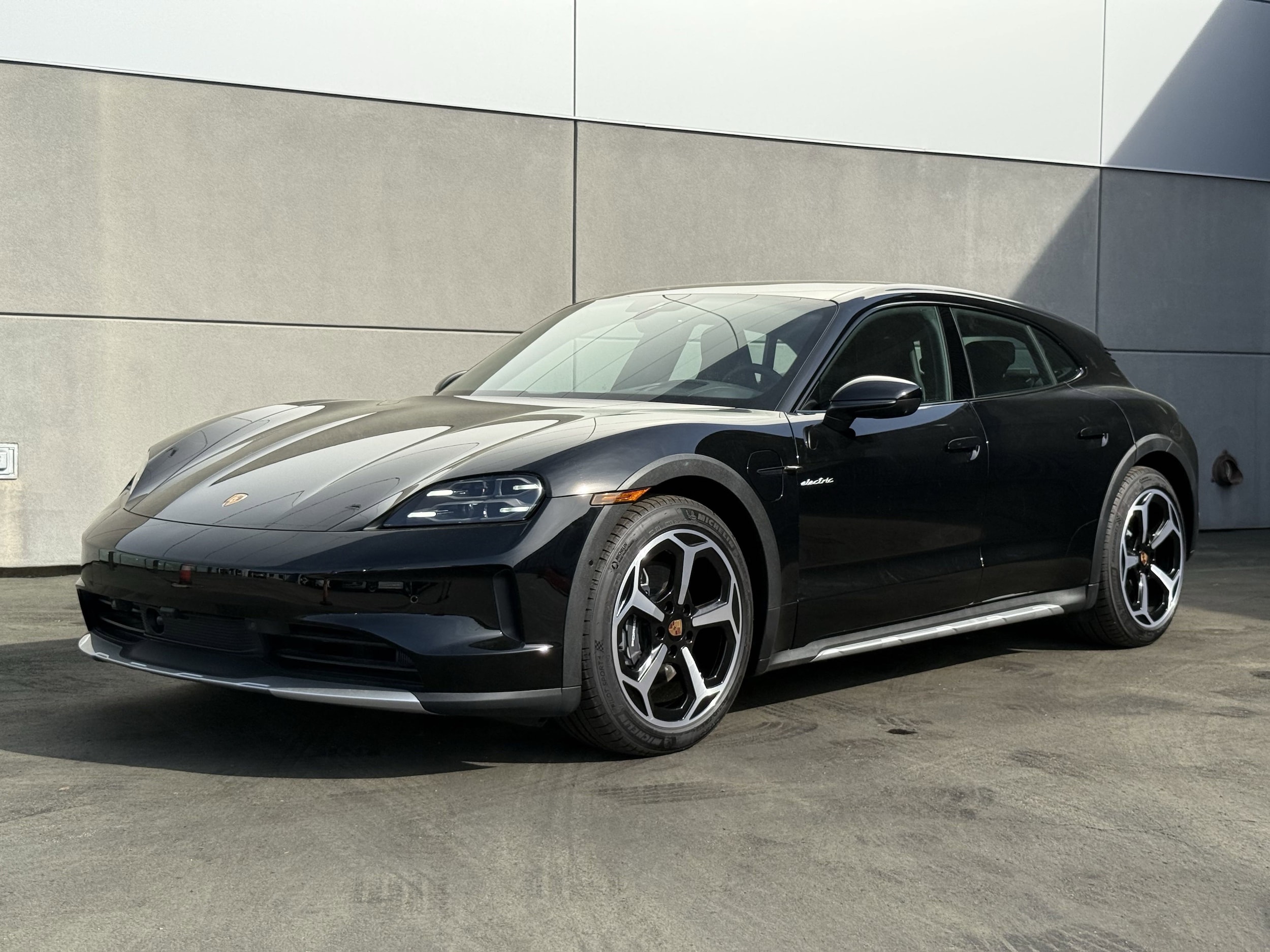 Used 2025 Porsche Taycan Cross Turismo For Sale at Gossett Porsche