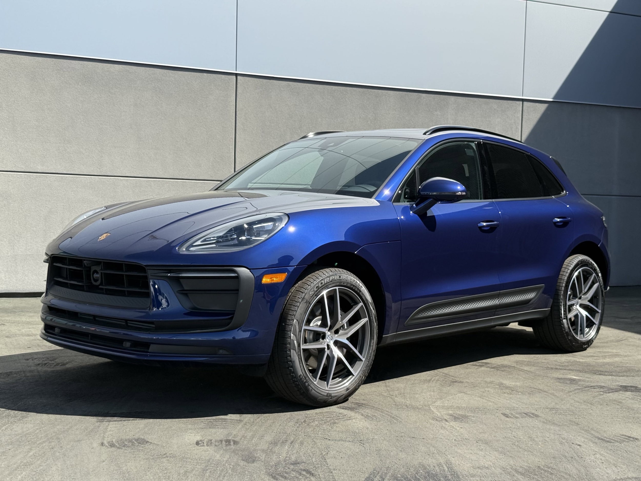 2025 Porsche Macan
