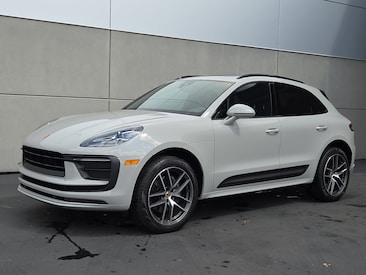 2022 Porsche Macan SUV