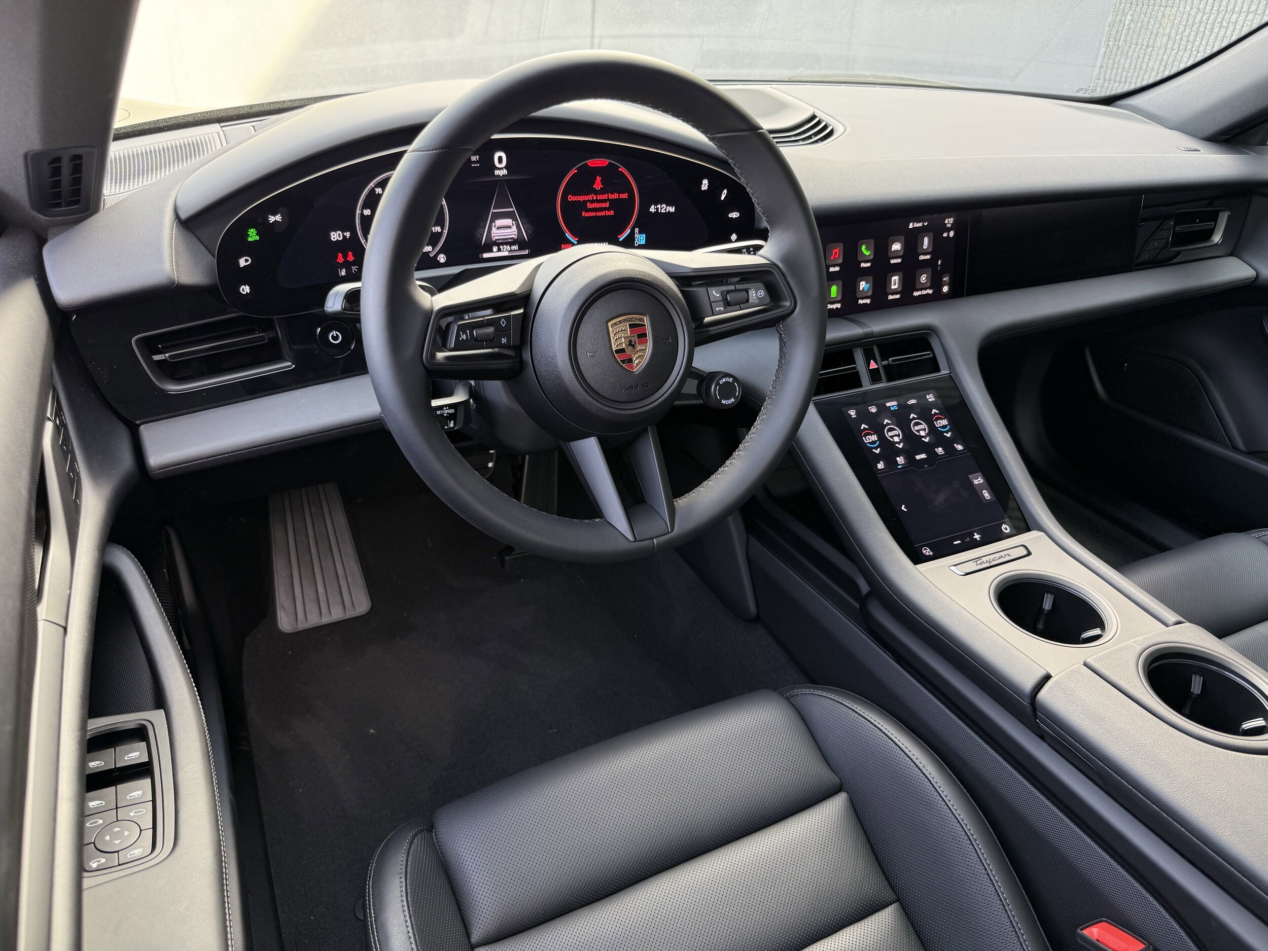 2025 Porsche Taycan Cross Turismo 4 photo 4