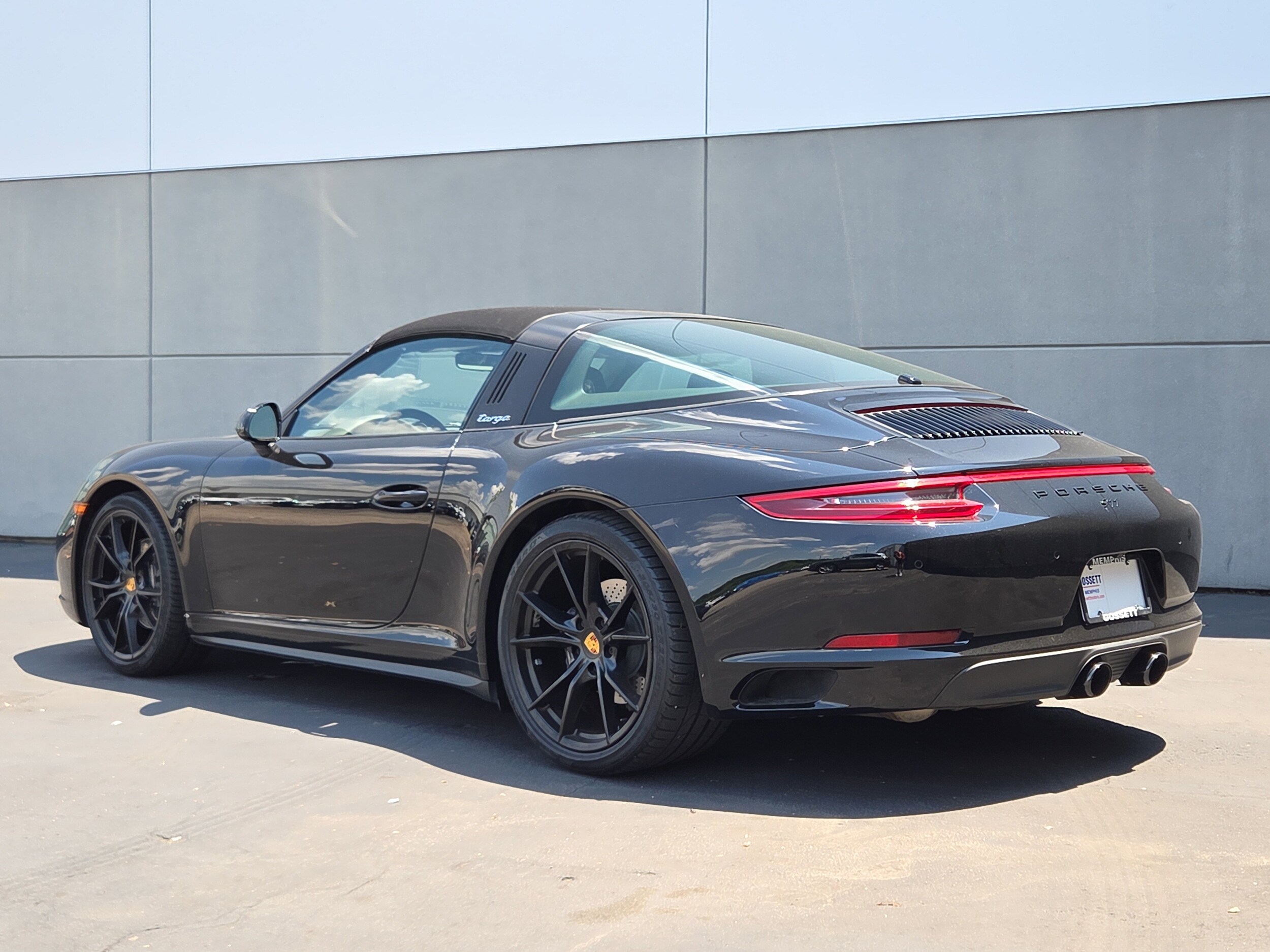 2018 Porsche 911 Targa 4 photo 3