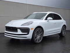 2026 Porsche Macan SUV