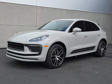 2022 Porsche Macan SUV