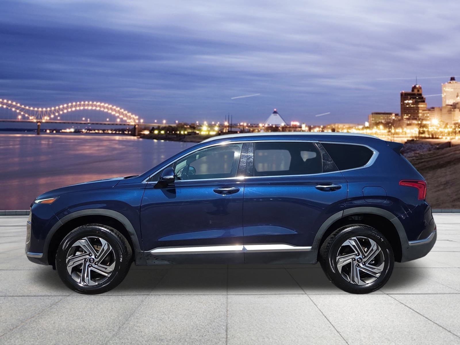 2023 Hyundai Santa Fe SEL Premium photo 2