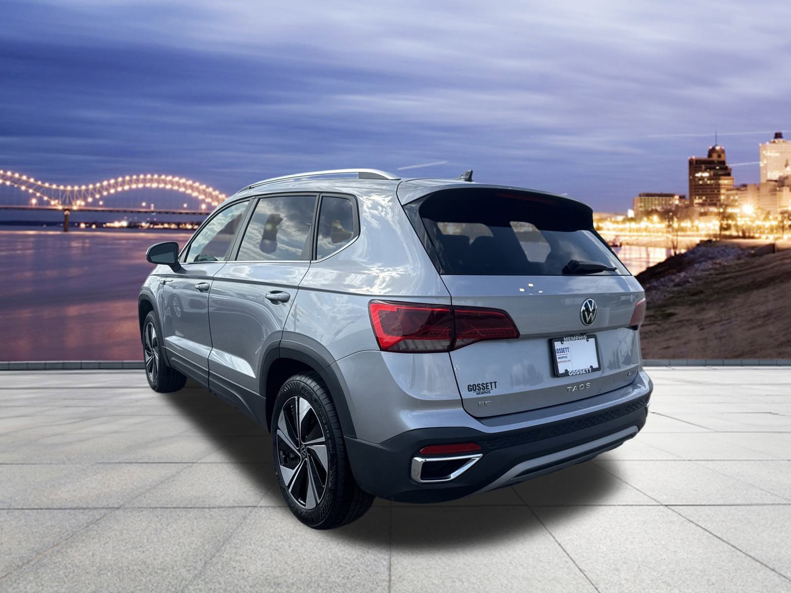 2024 Volkswagen Taos SE photo 3