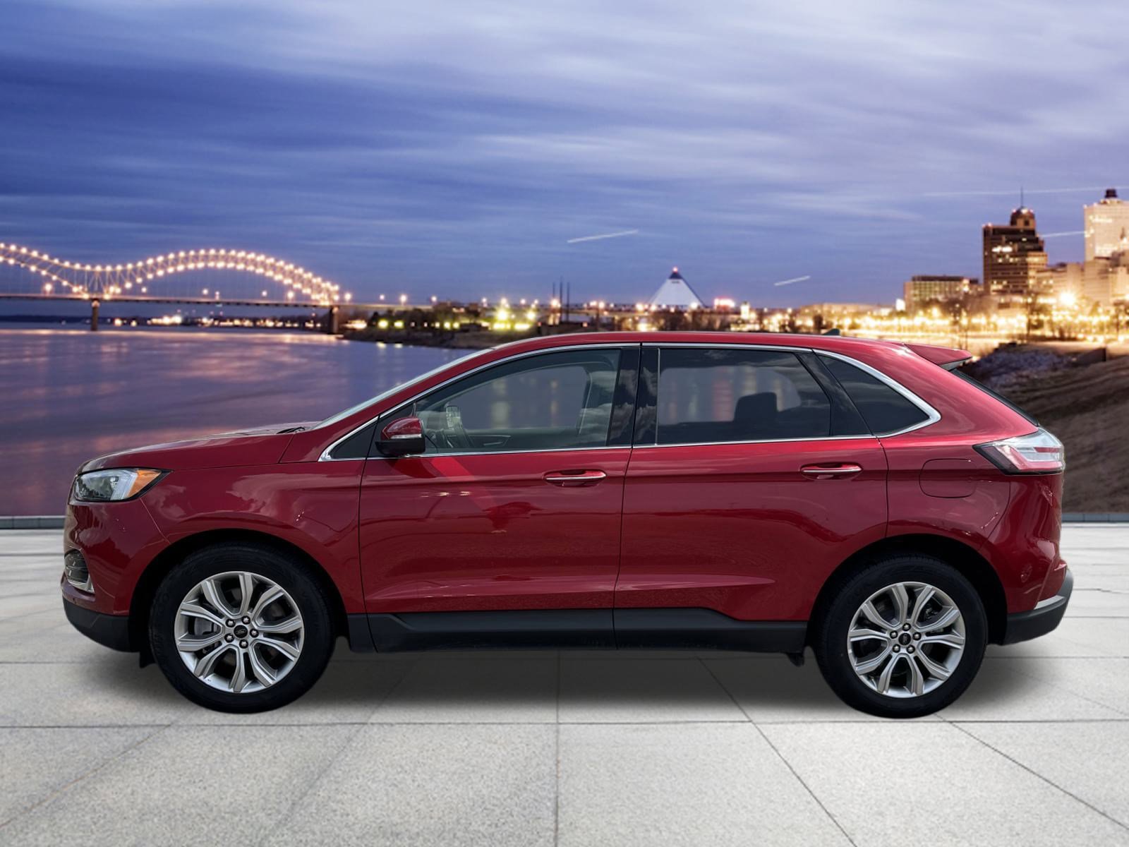 2024 Ford Edge Titanium photo 2