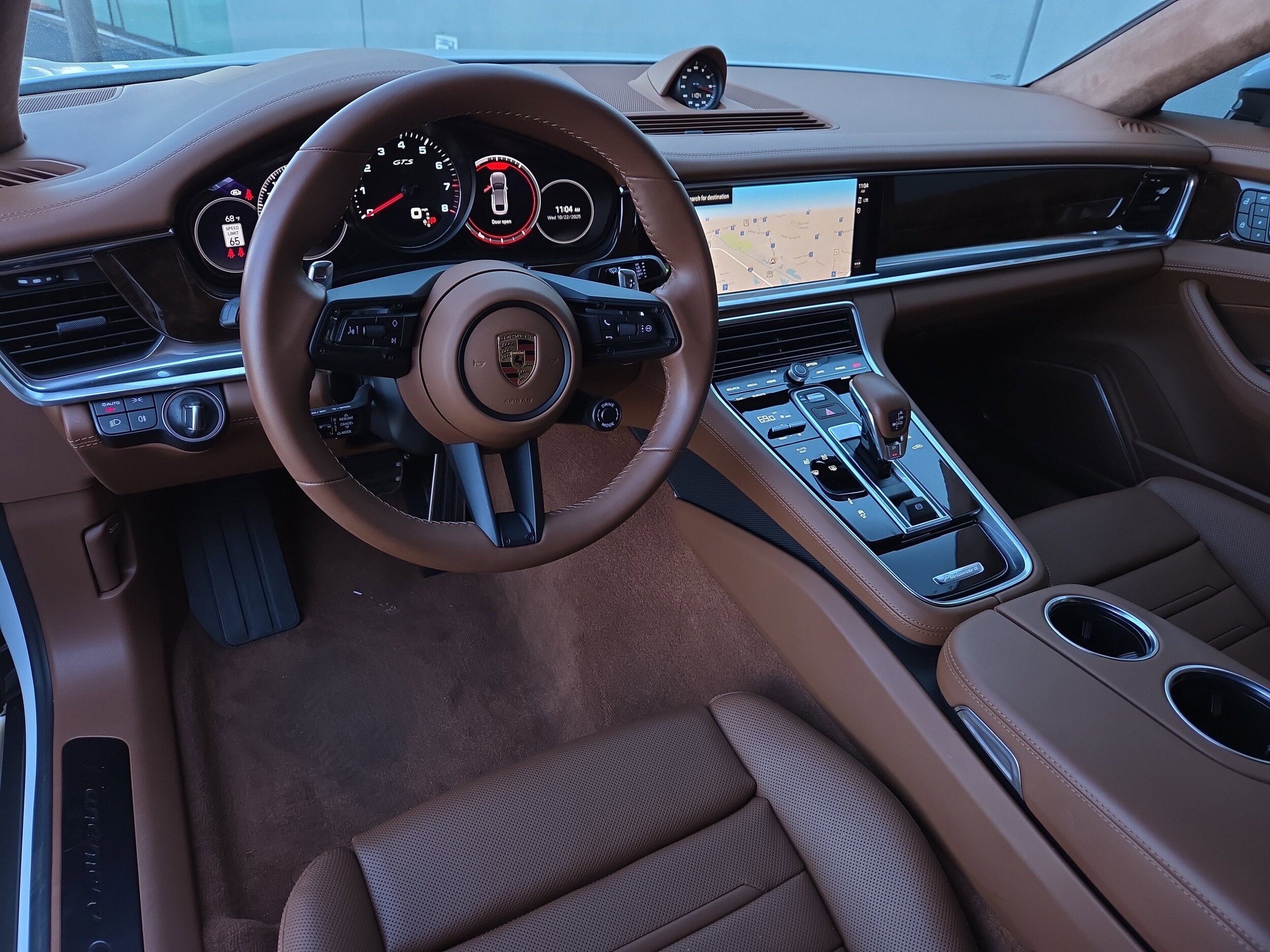 2023 Porsche Panamera GTS photo 4