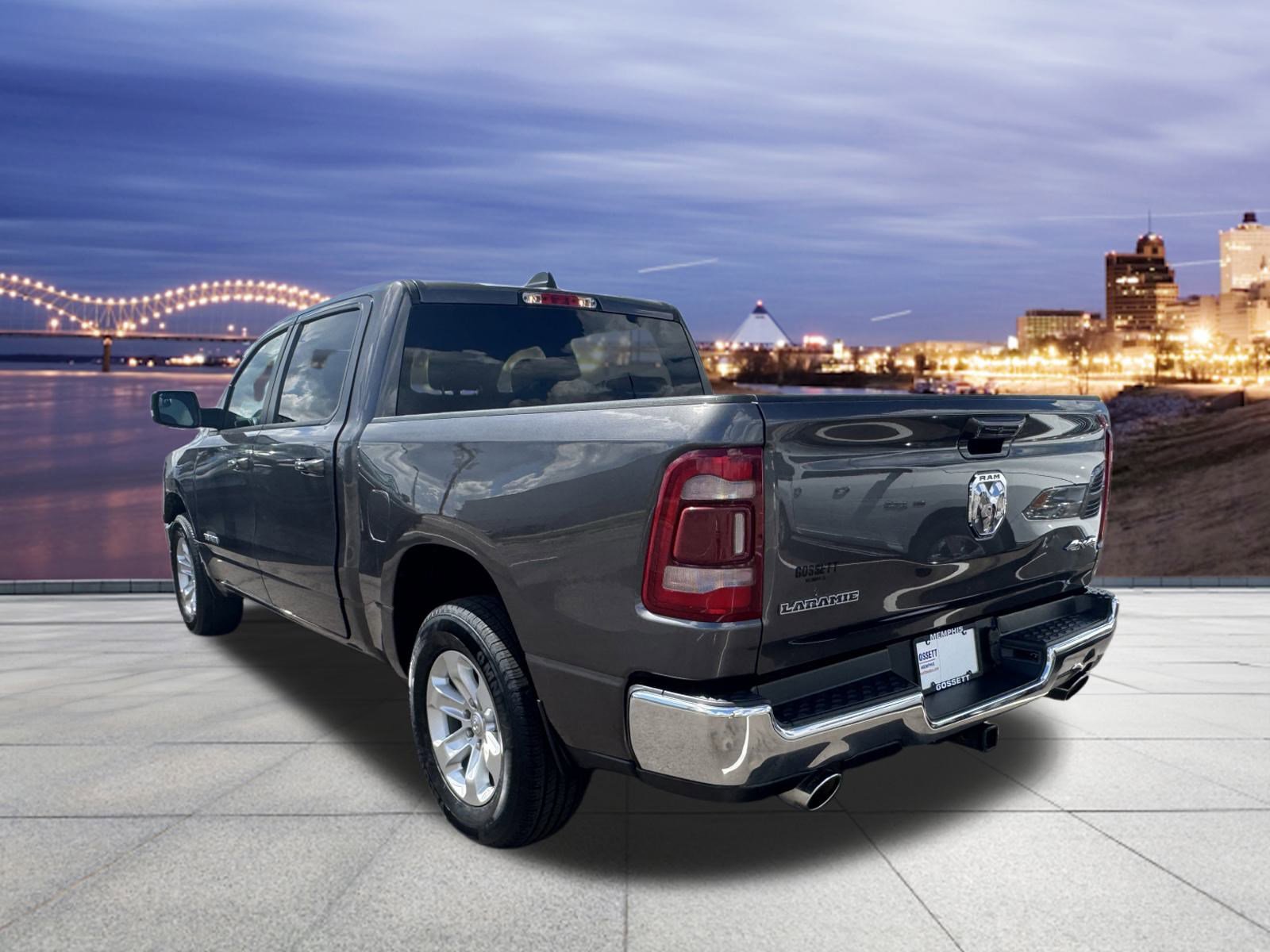 2023 Ram 1500 Laramie photo 3