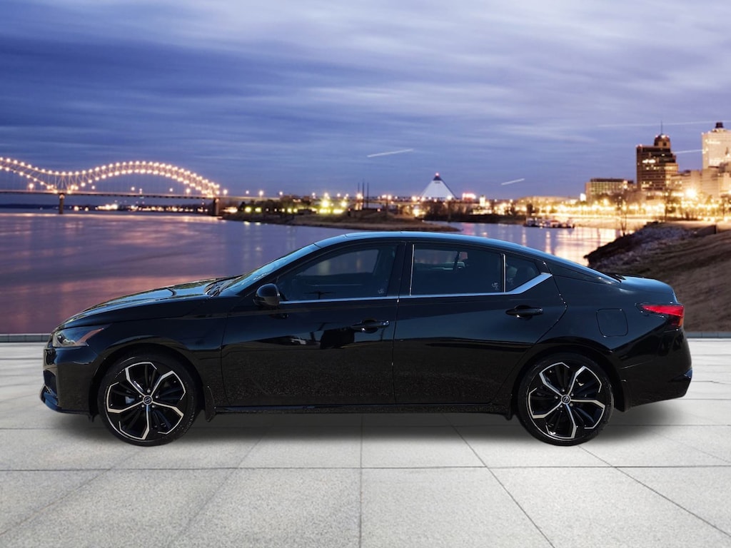 Used 2024 Nissan Altima 2.5 SR Sedan