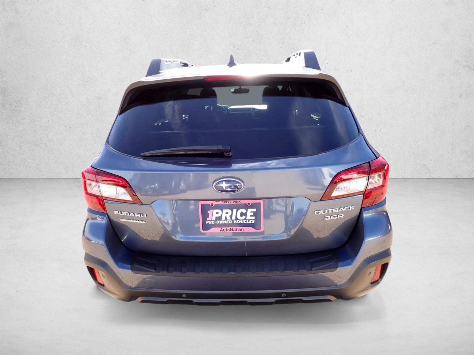 2018 Subaru Outback Limited photo 3