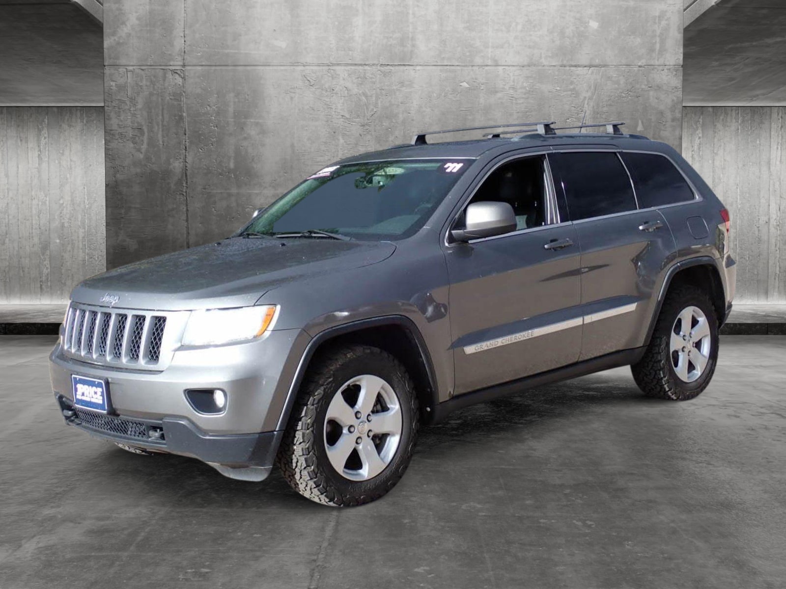 Used 2011 Jeep Grand Cherokee Laredo with VIN 1J4RR4GG6BC736170 for sale in Centennial, CO