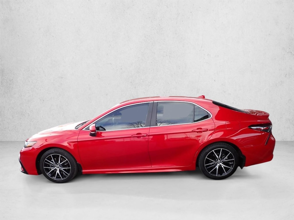 Used 2023 Toyota Camry Hybrid Hybrid SE Sedan