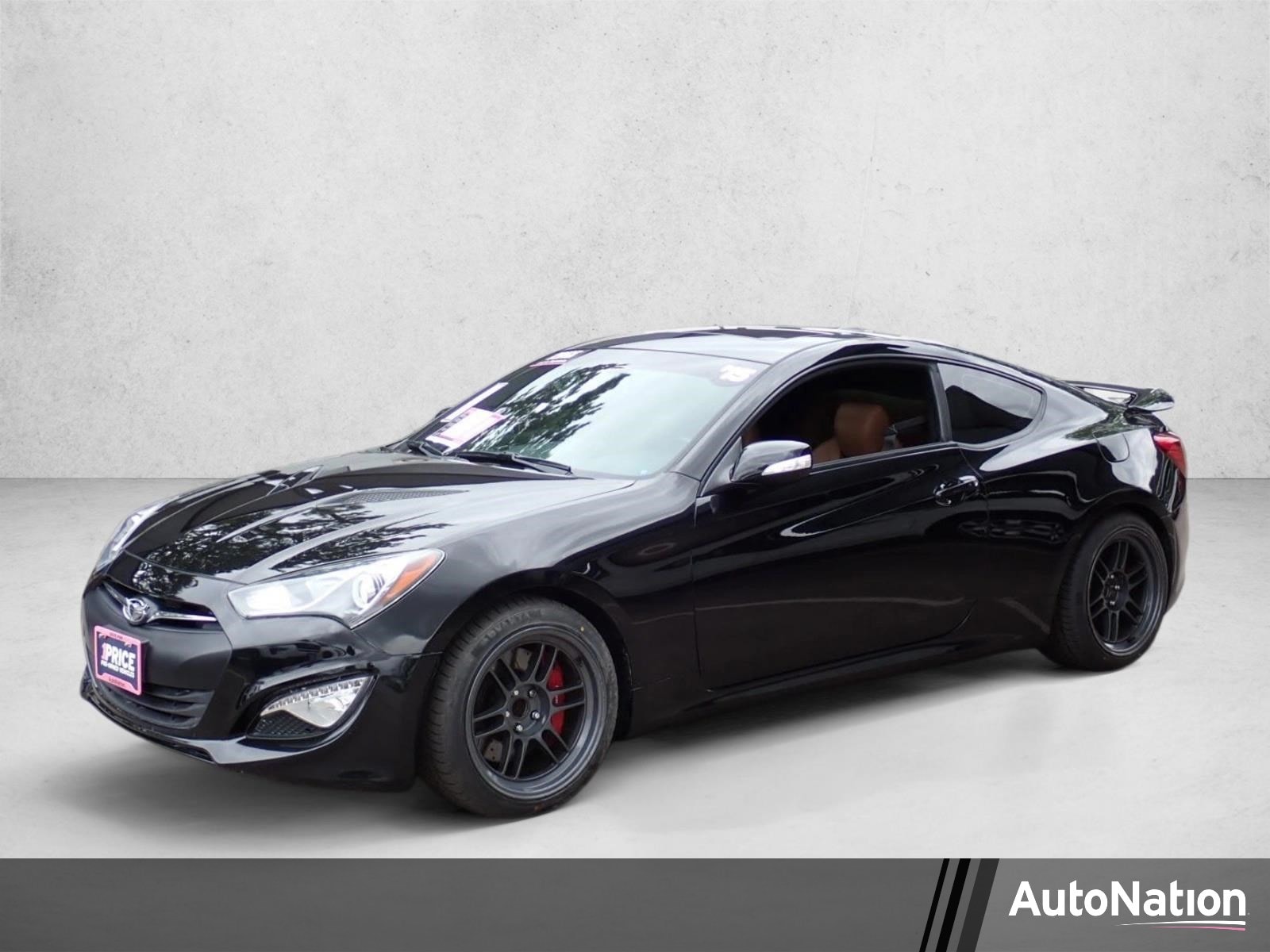 2015 Hyundai Genesis Coupe 3.8 Ultimate 6-Speed M/T's photo