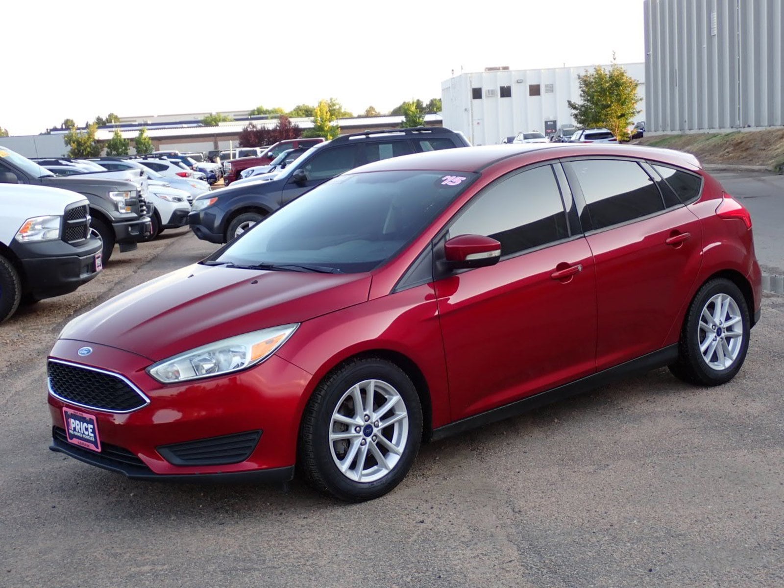 Used 2015 Ford Focus SE with VIN 1FADP3K25FL255429 for sale in Centennial, CO