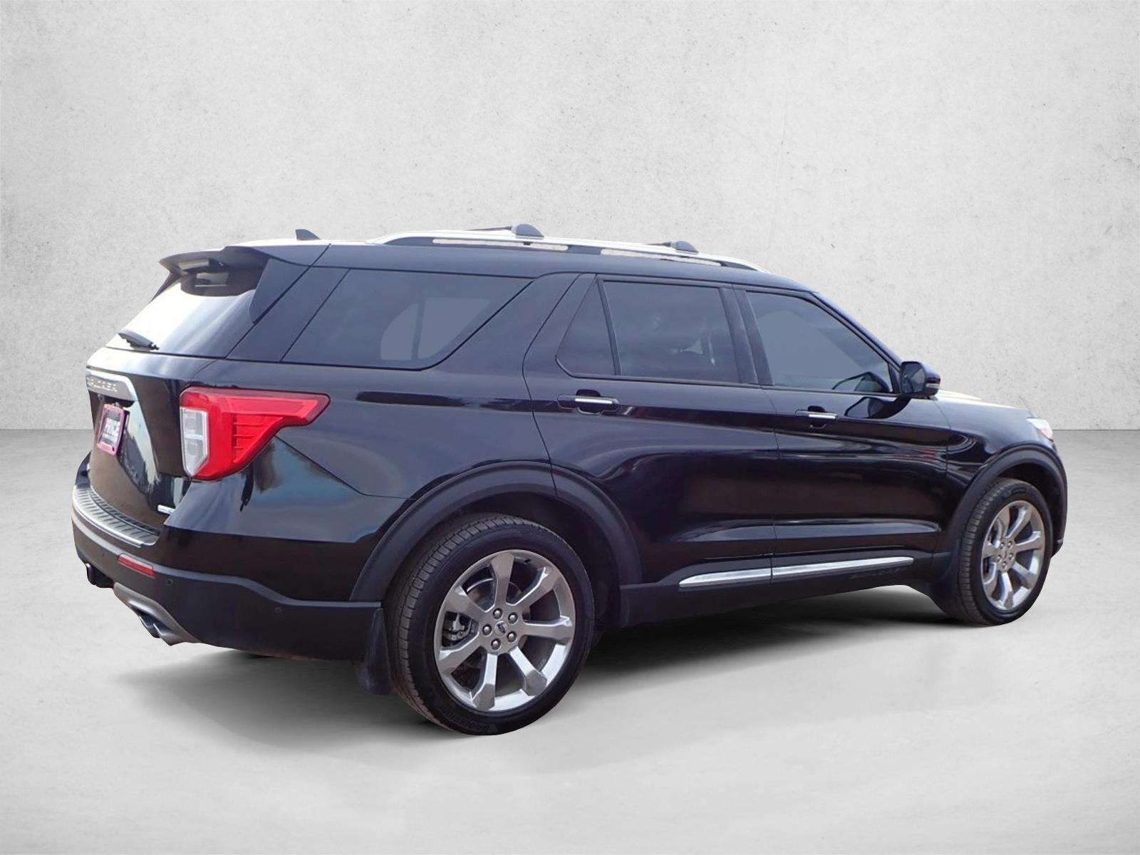 2020 Ford Explorer Platinum photo 4