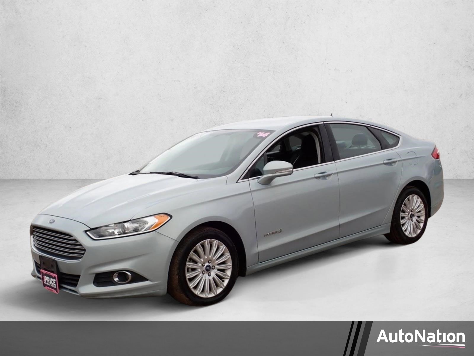 2014 Ford Fusion SE Hybrid's photo