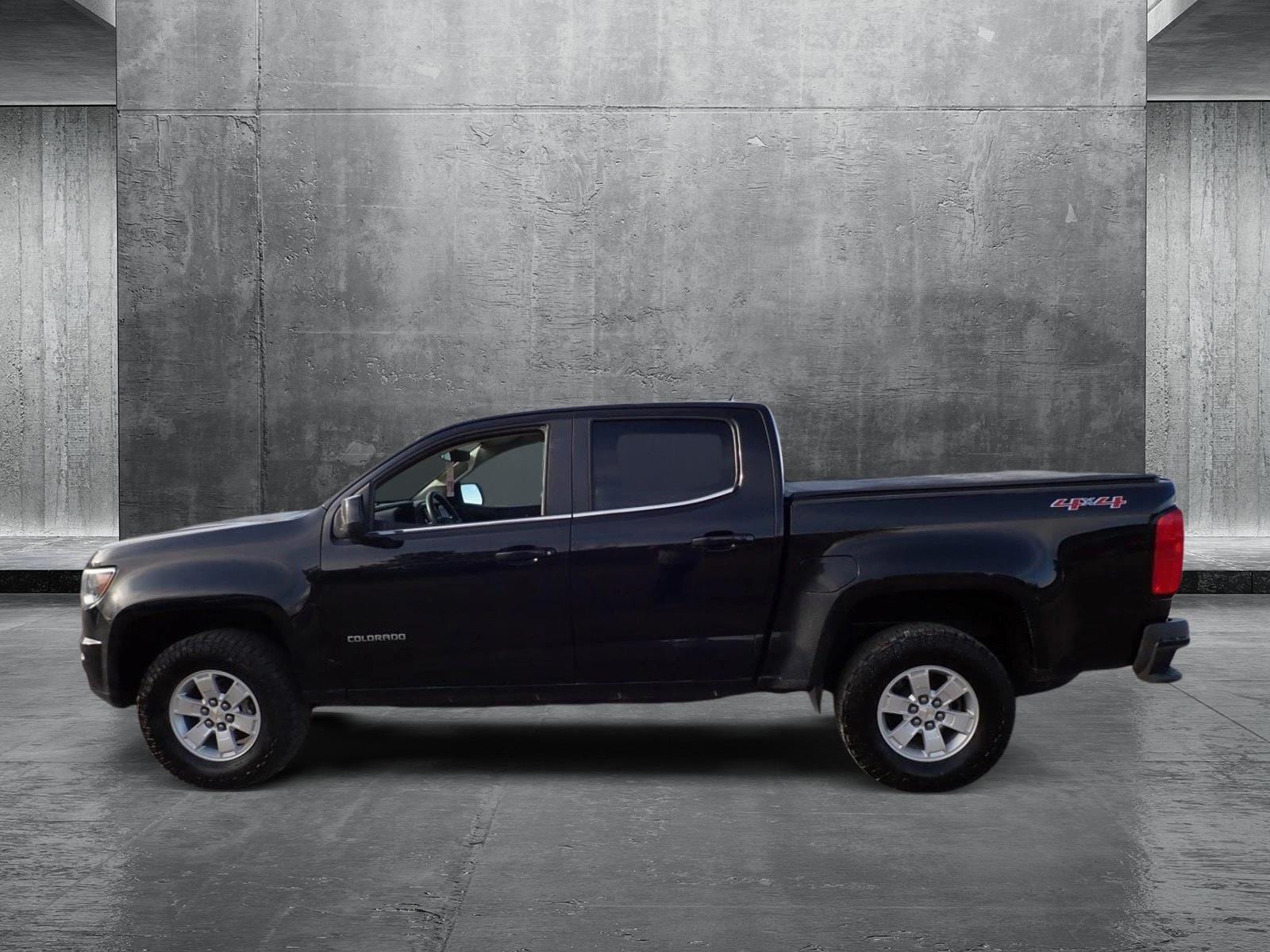 Used 2020 Chevrolet Colorado Work Truck with VIN 1GCGTBEN2L1224133 for sale in Centennial, CO