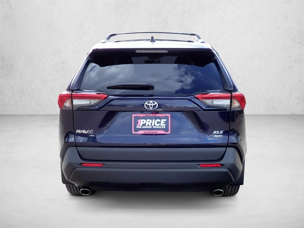 Used 2023 Toyota RAV4 XLE SUV