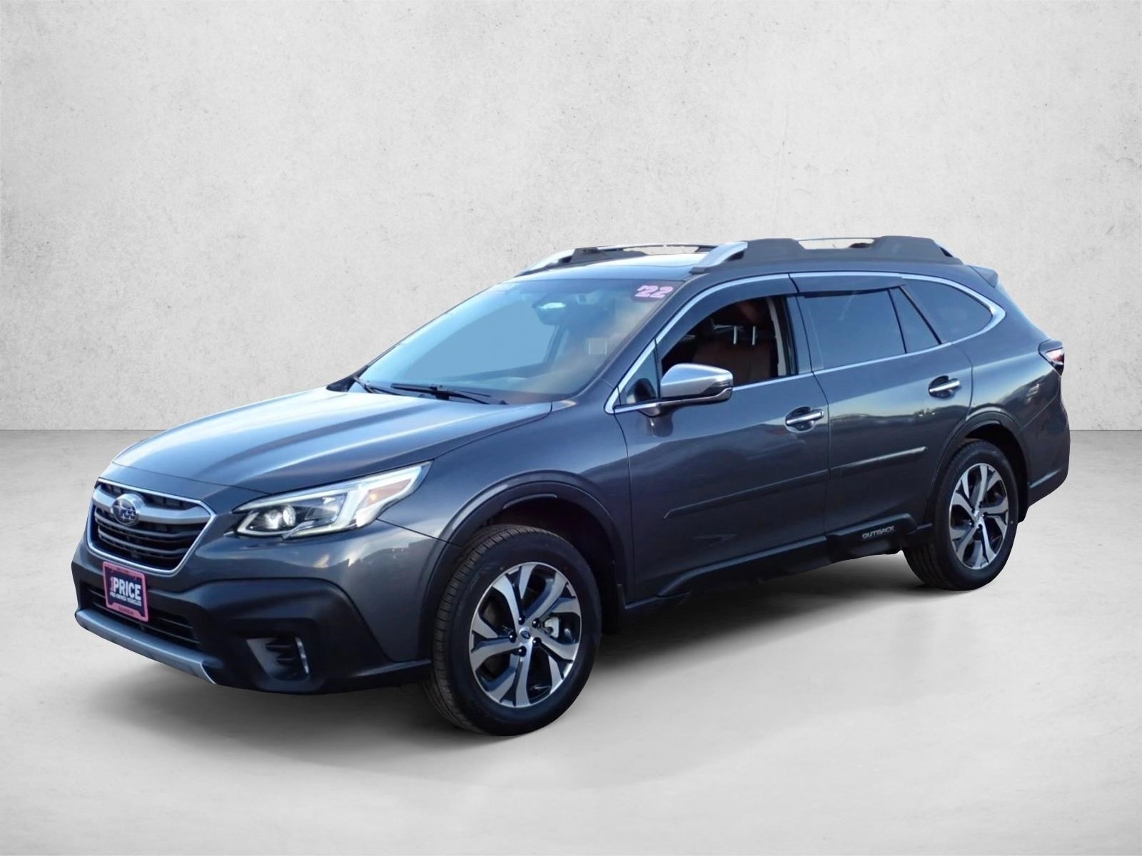 2022 Subaru Outback Touring's photo