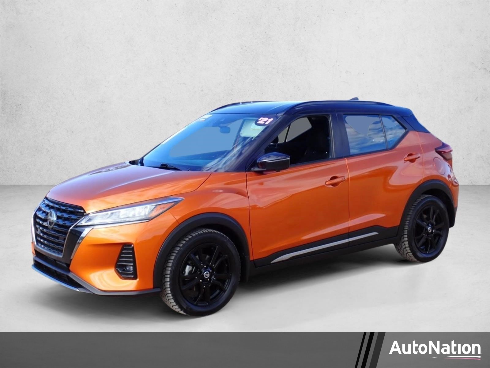 2021 Nissan Kicks SR