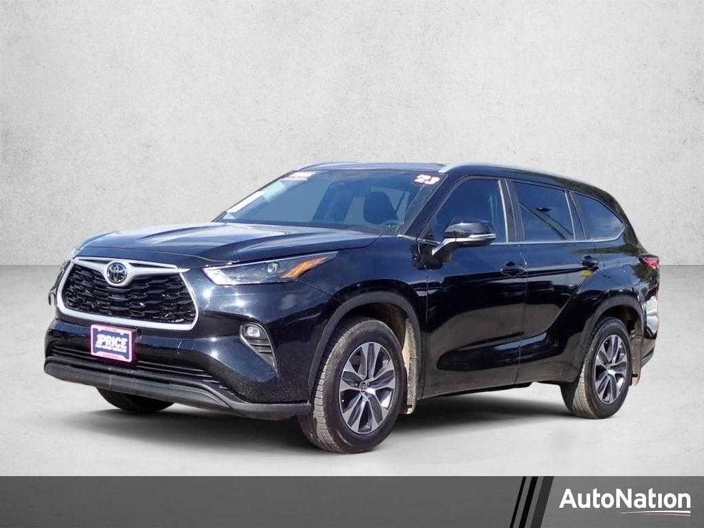 Used 2023 Toyota Highlander XLE SUV