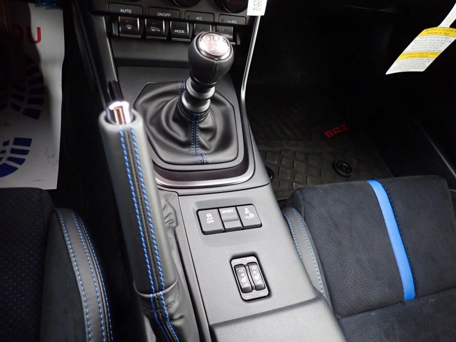 2025 Subaru BRZ tS - Photo 17