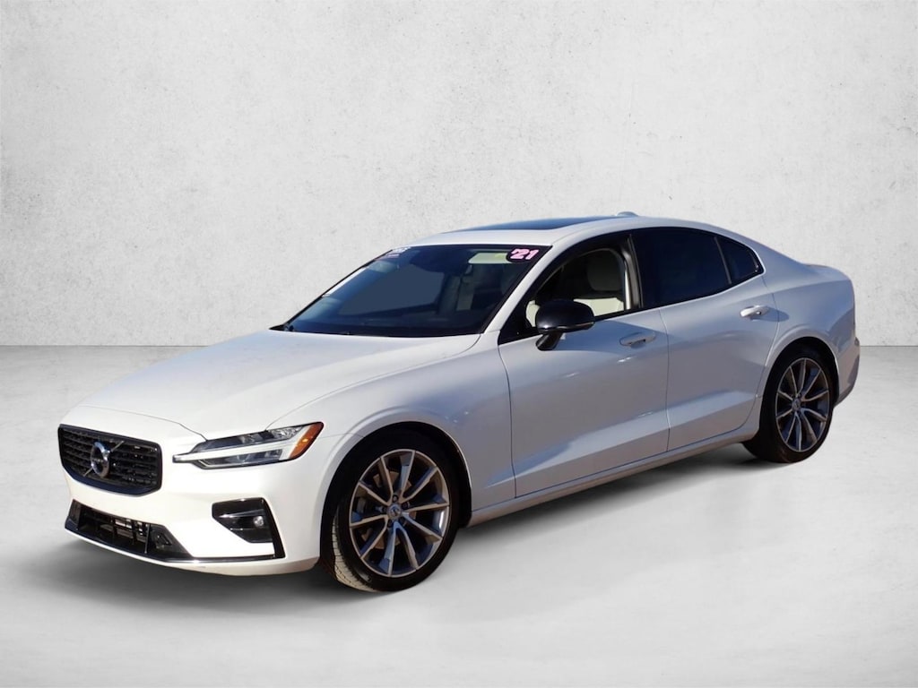 Used 2021 Volvo S60 Momentum Sedan