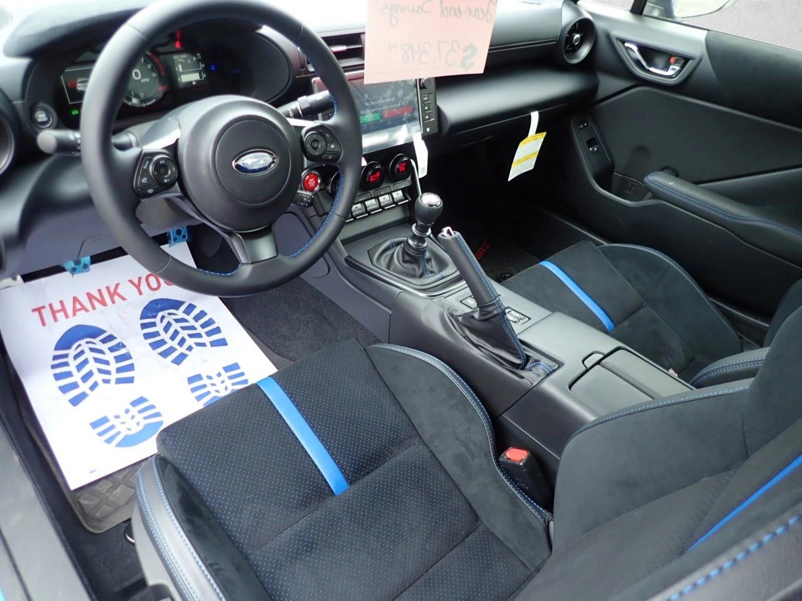 2025 Subaru BRZ tS - Photo 9