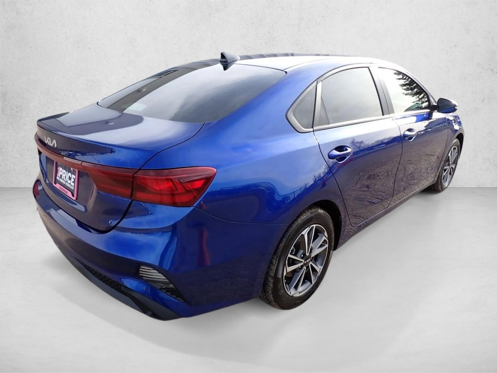 Used 2022 Kia Forte LXS Sedan