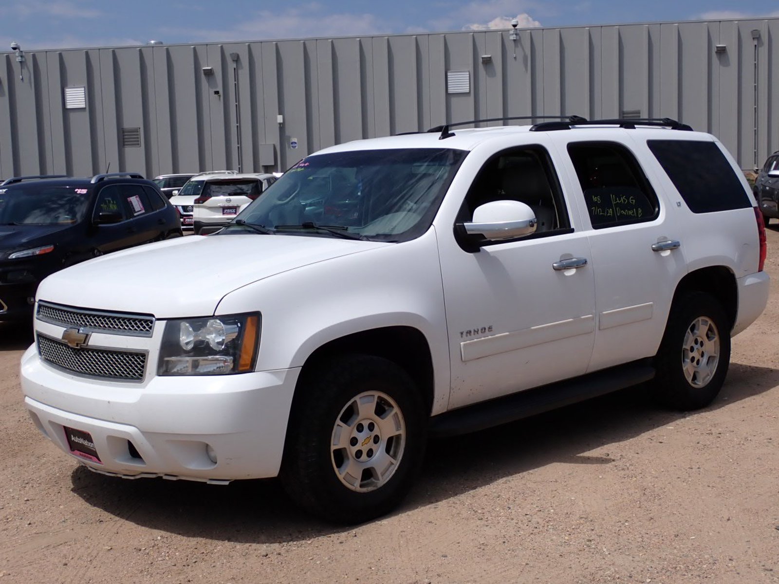 Used 2010 Chevrolet Tahoe LT with VIN 1GNMCBE36AR206306 for sale in Centennial, CO