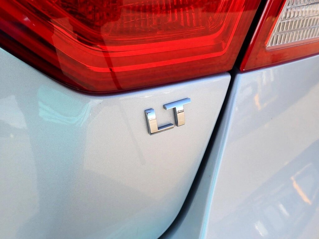 Used 2017 Chevrolet Impala LT Sedan