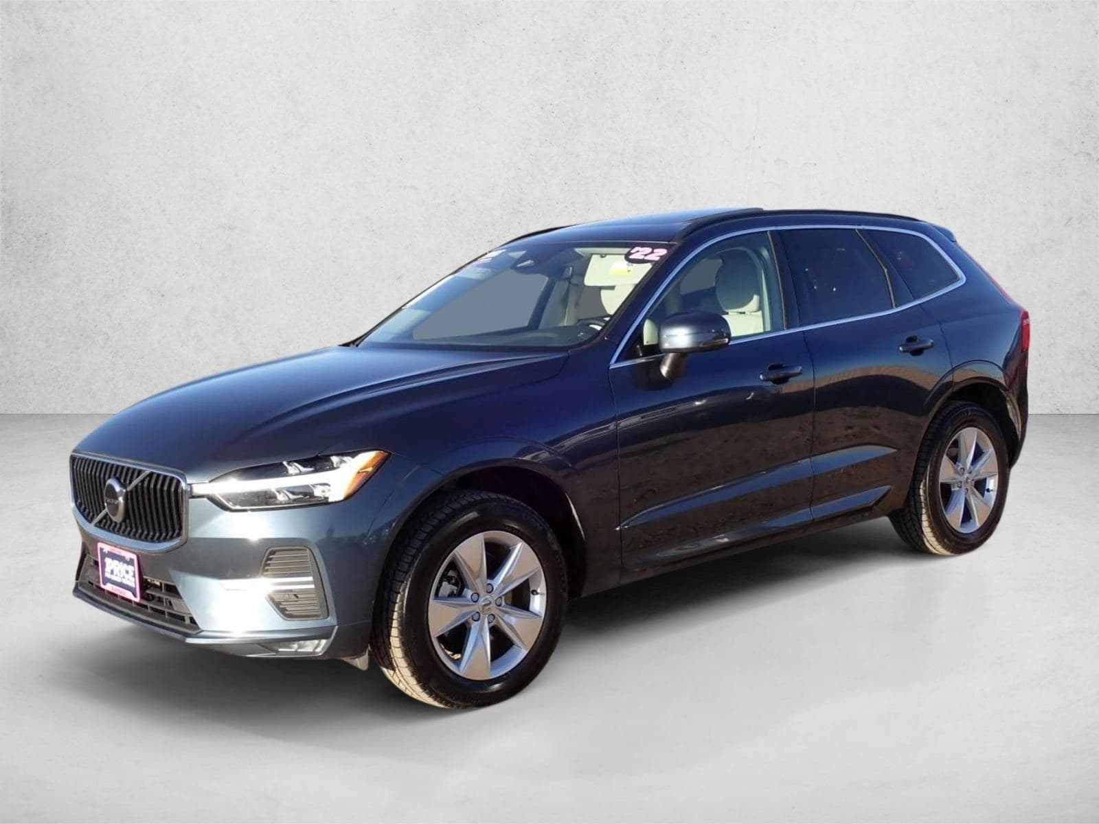 2022 Volvo XC60 Momentum