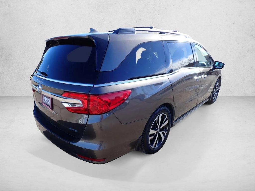 Used 2018 Honda Odyssey Elite Van