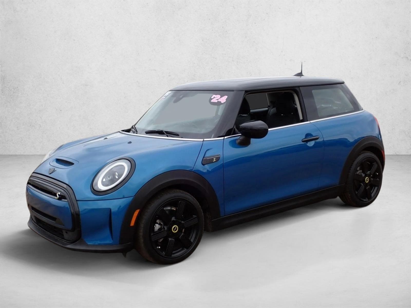 2024 MINI Hardtop 2 Door SE
