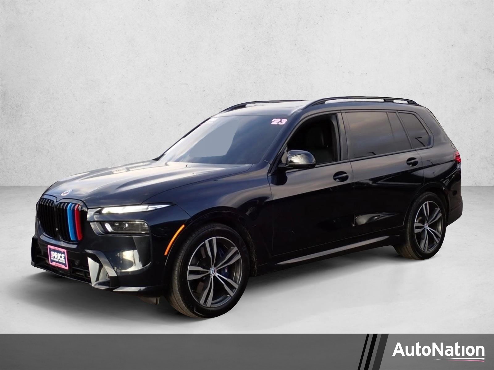 2023 BMW X7 M60i's photo