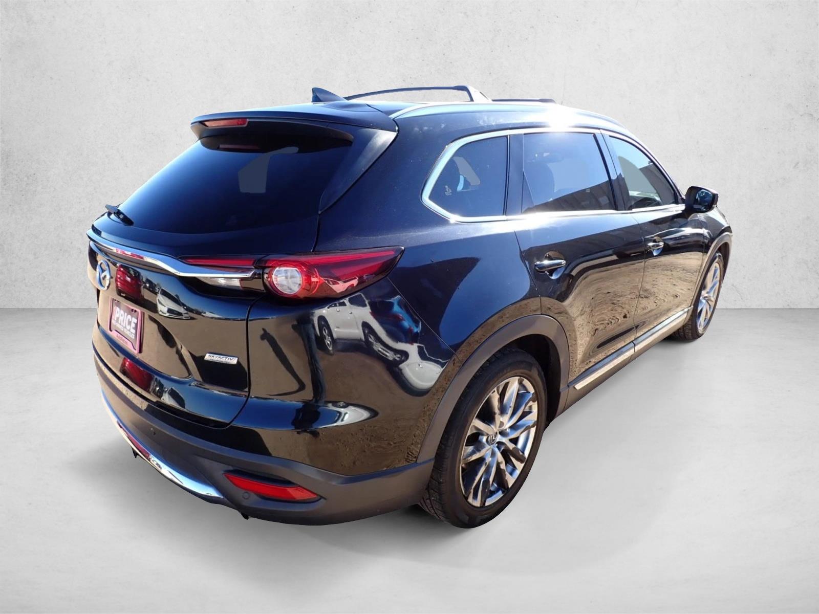 2017 Mazda CX-9 Grand Touring photo 4