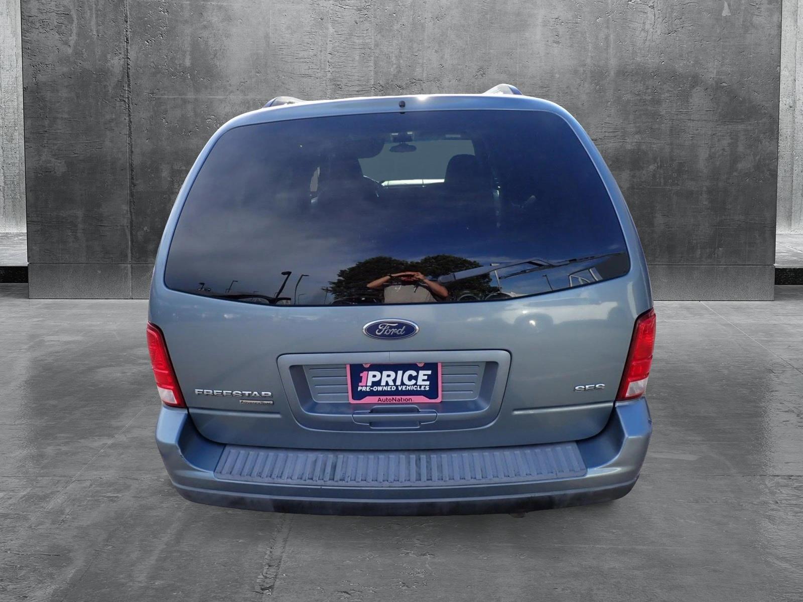 Used 2005 Ford Freestar SES with VIN 2FMZA57645BA81386 for sale in Centennial, CO