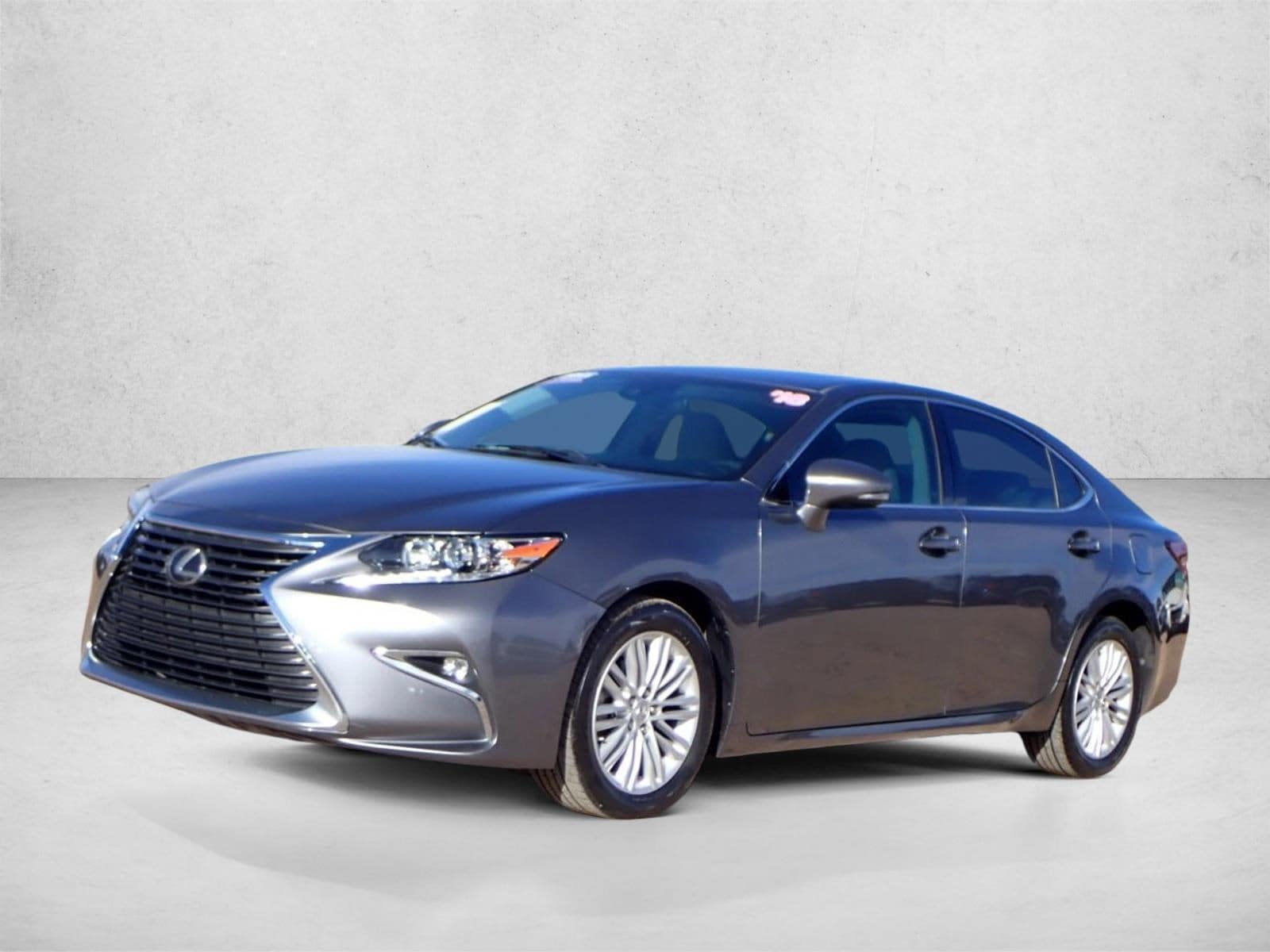 2018 Lexus ES 350's photo