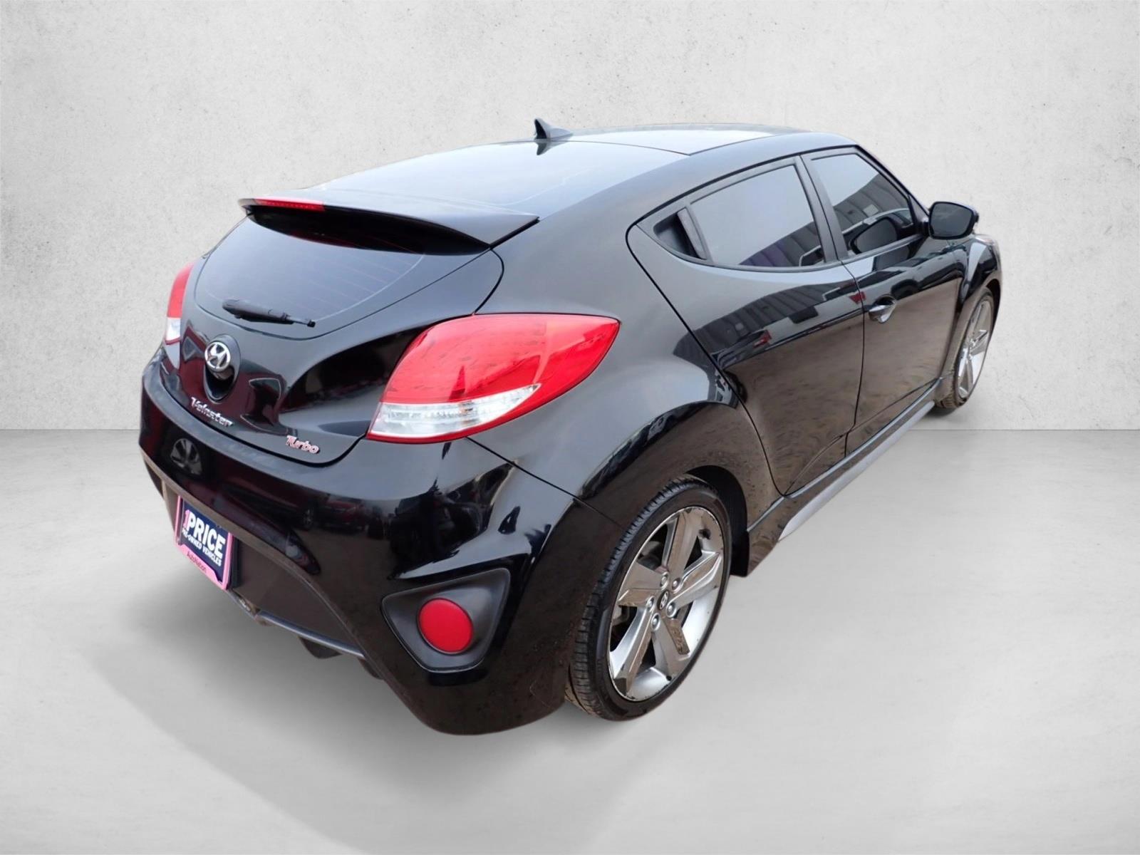 2015 Hyundai Veloster Turbo photo 3