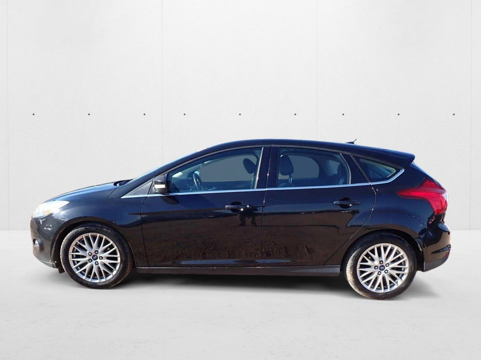 Used 2012 Ford Focus SEL with VIN 1FAHP3M20CL348398 for sale in Centennial, CO