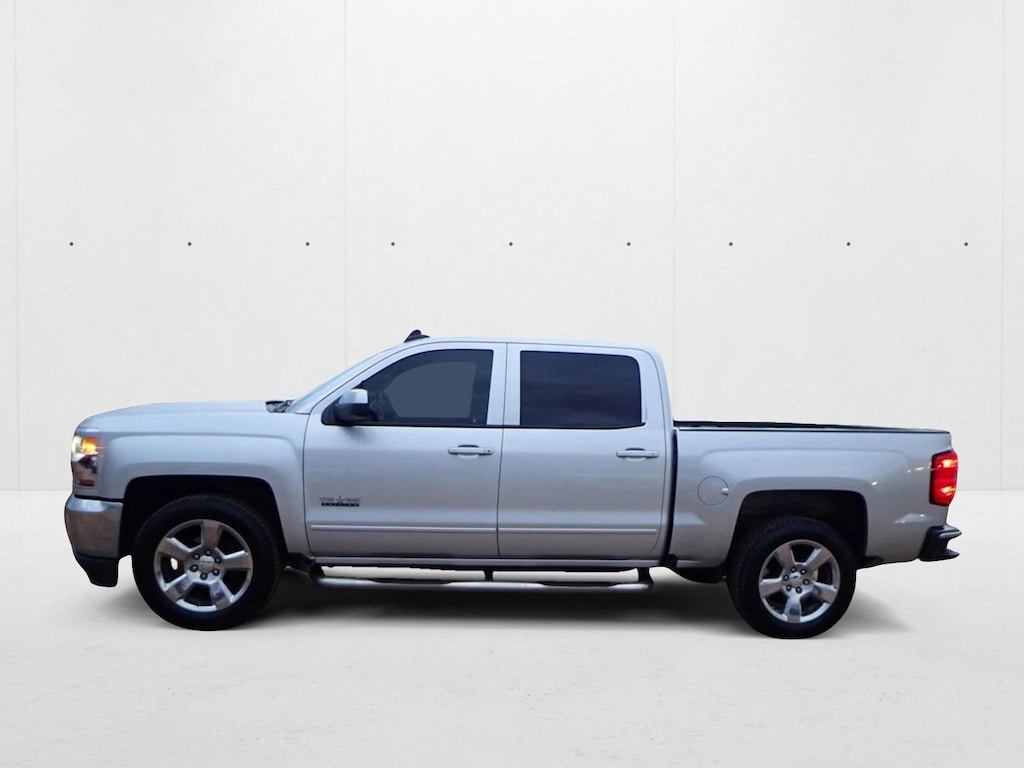Used 2018 Chevrolet Silverado 1500 LT Truck Crew Cab
