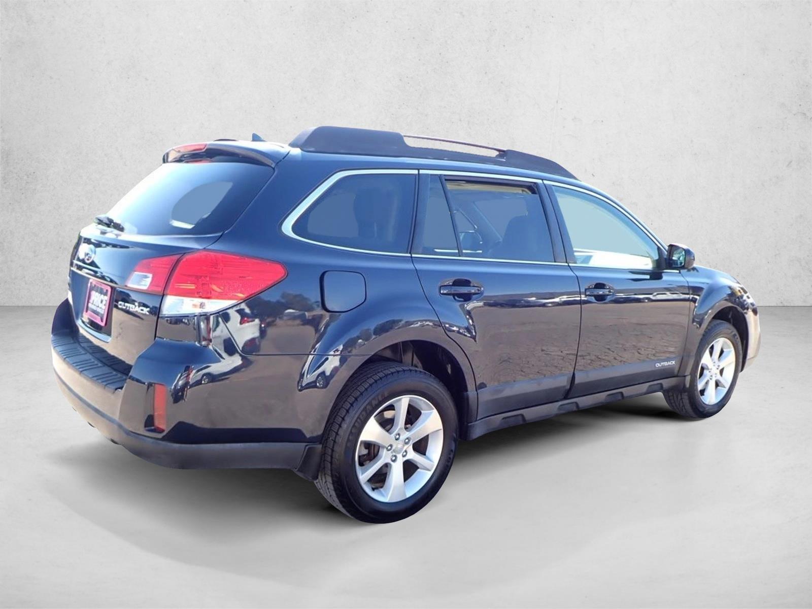 2014 Subaru Outback 2.5i Limited photo 4