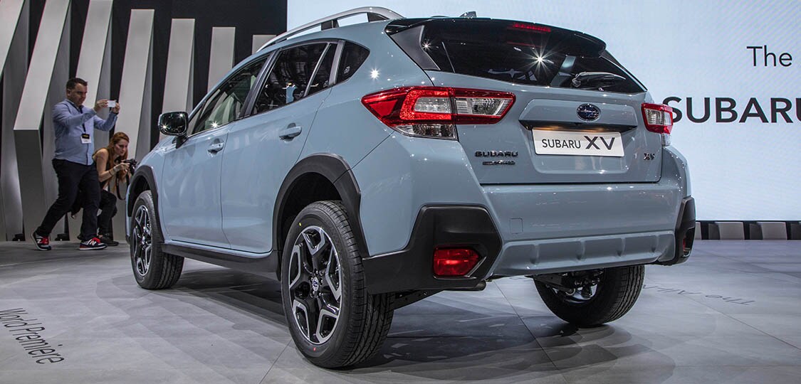 2018 subaru crosstrek grey khaki