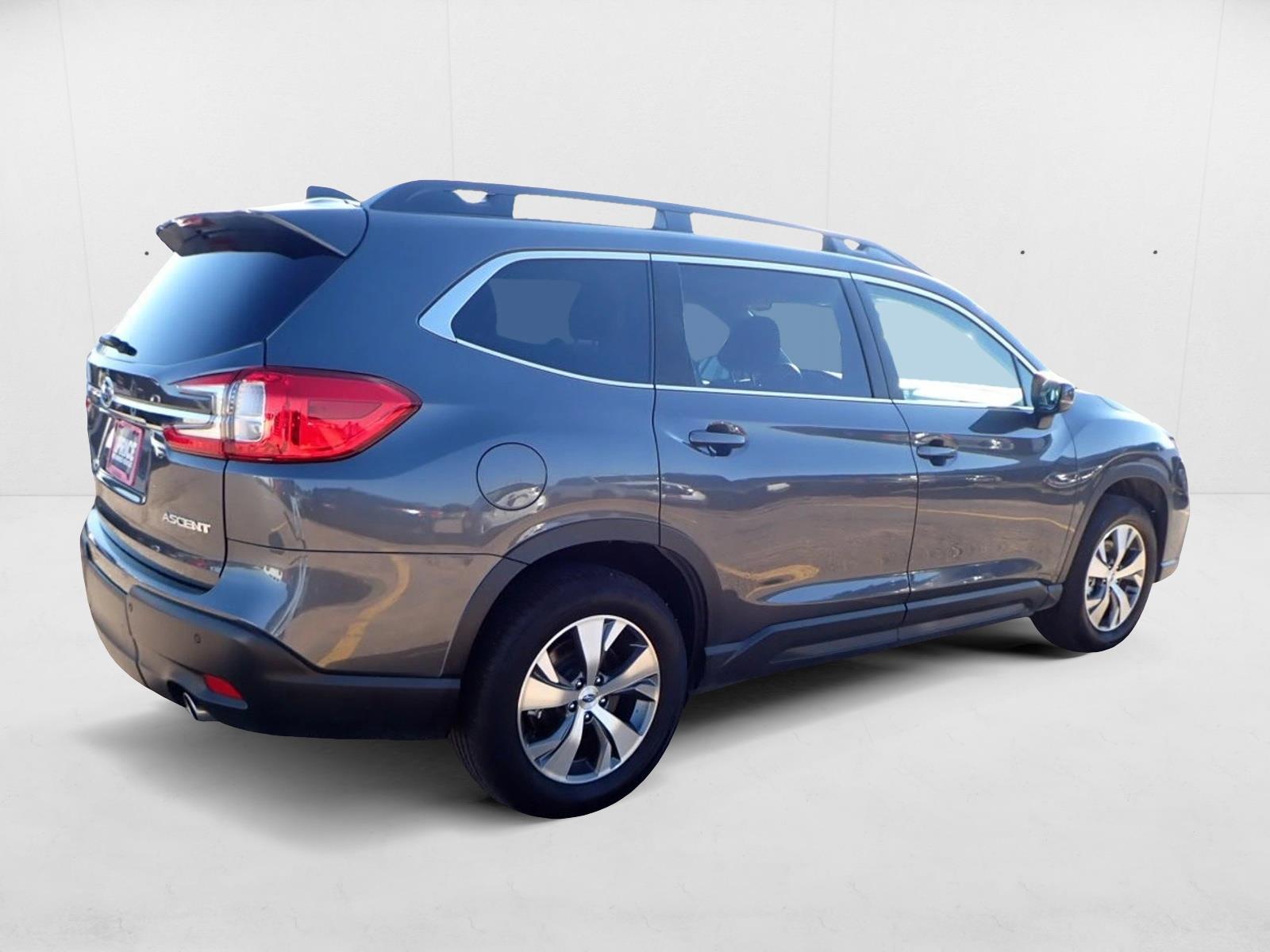 2024 Subaru Ascent Premium photo 4