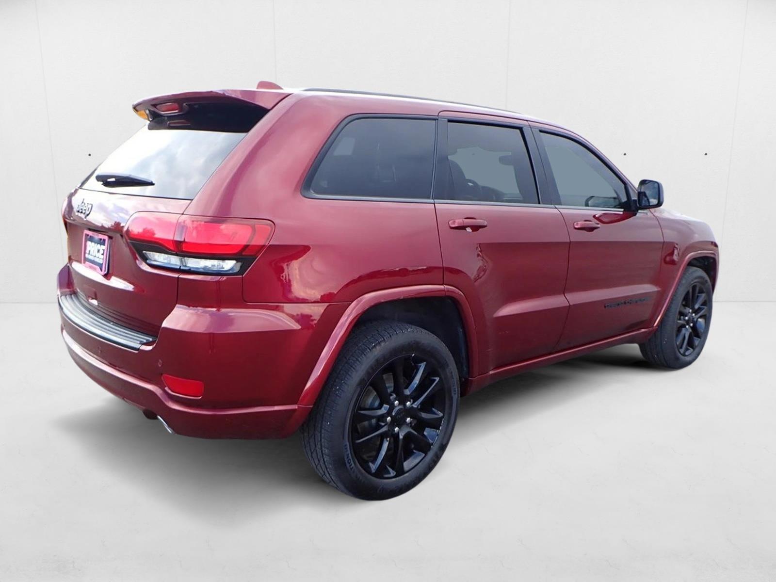 2018 Jeep Grand Cherokee Altitude photo 4